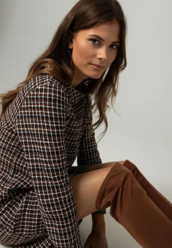 New Bouclé-Jerseykleid, kariert, Winter-Kollektion Kleider - Jumpsuits