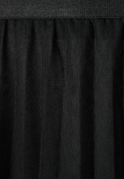 Clearance Meshrock, Röcke