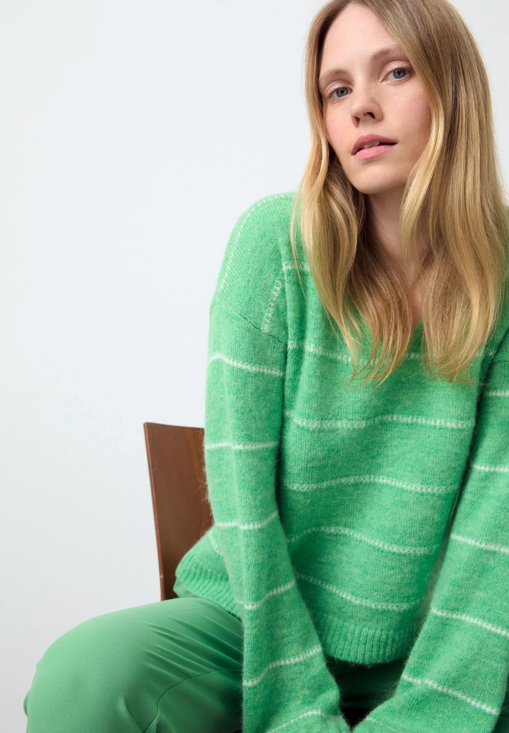 Discount Pullover mit feinen Streifen, soft warm green, Frühjahrs-Kollektion Pullover - Strick