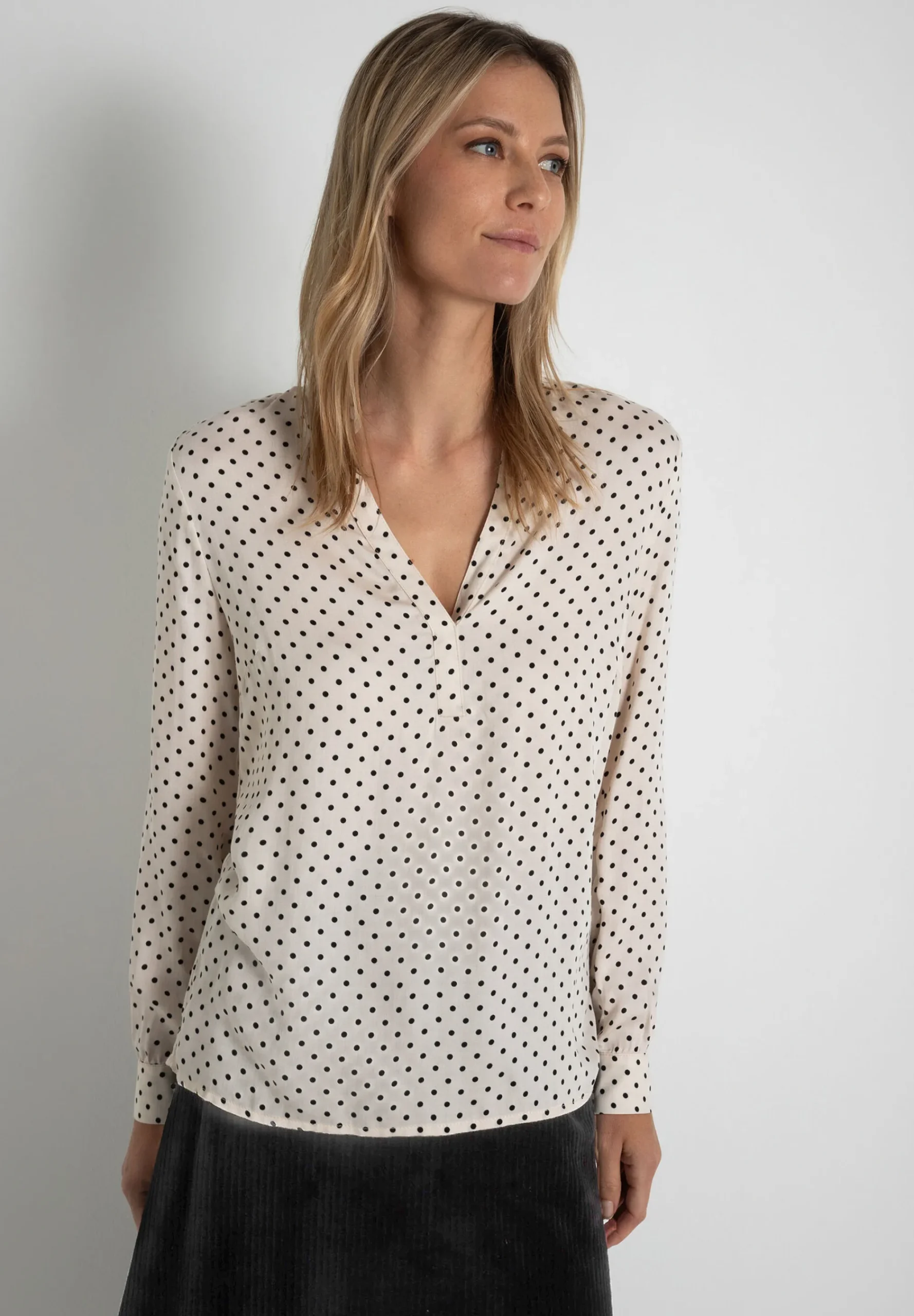Outlet Tupfenbluse, /schwarz, Herbst-Kollektion Blusen