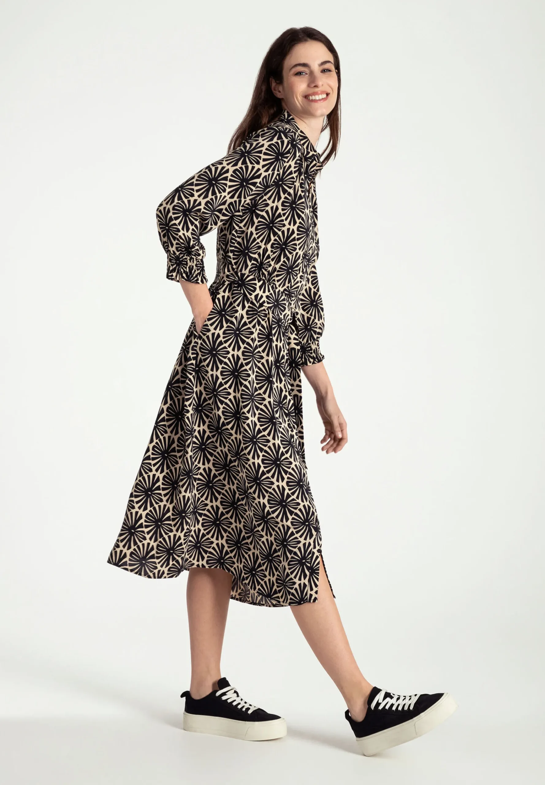 Sale Viskose-Kleid, Print, Frühjahrs-Kollektion Kleider - Jumpsuits